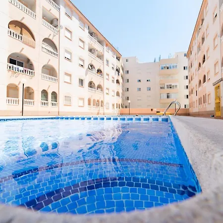 Cozy Apartment In The Central Area Of Torrevieja Apartamento