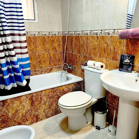 Cozy Apartment In The Central Area Of Torrevieja Apartamento *